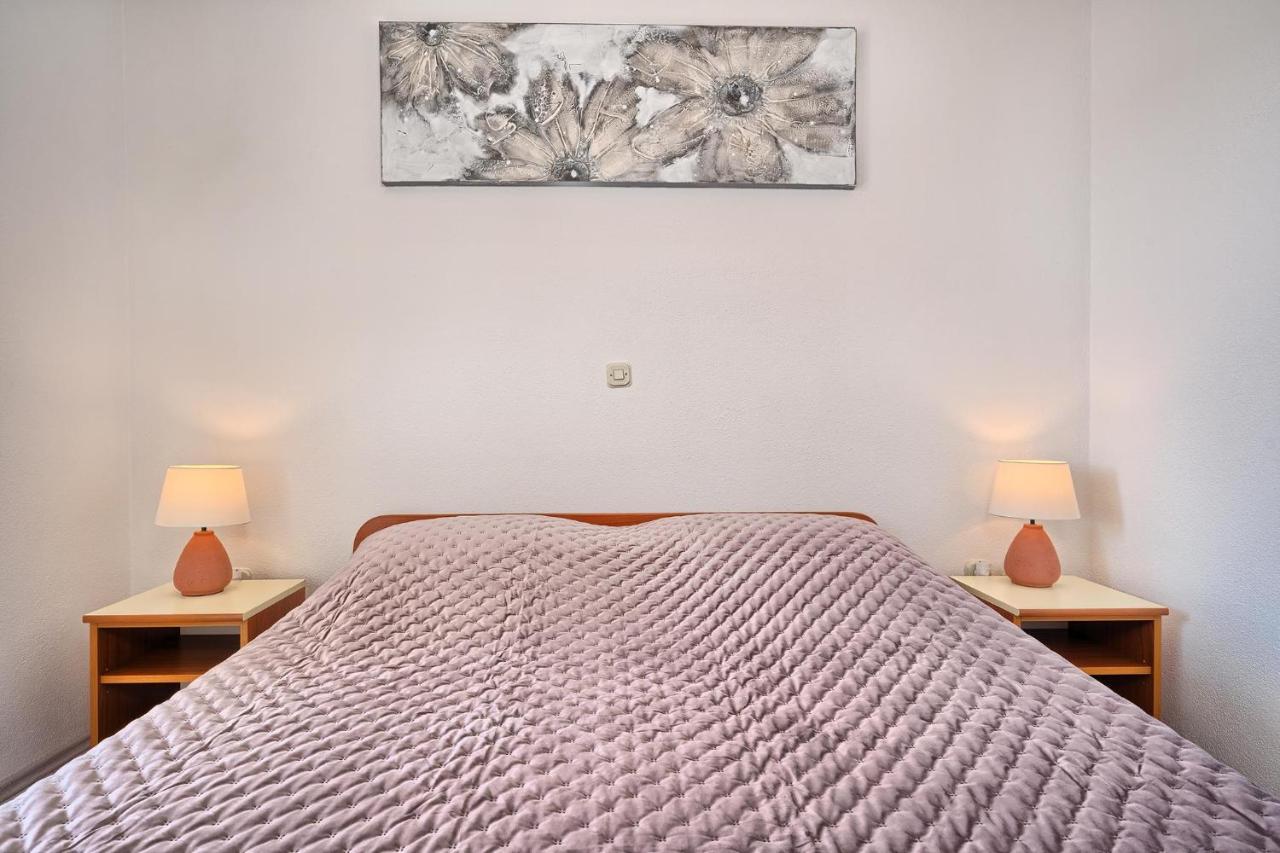 Apartments Irena هفار المظهر الخارجي الصورة